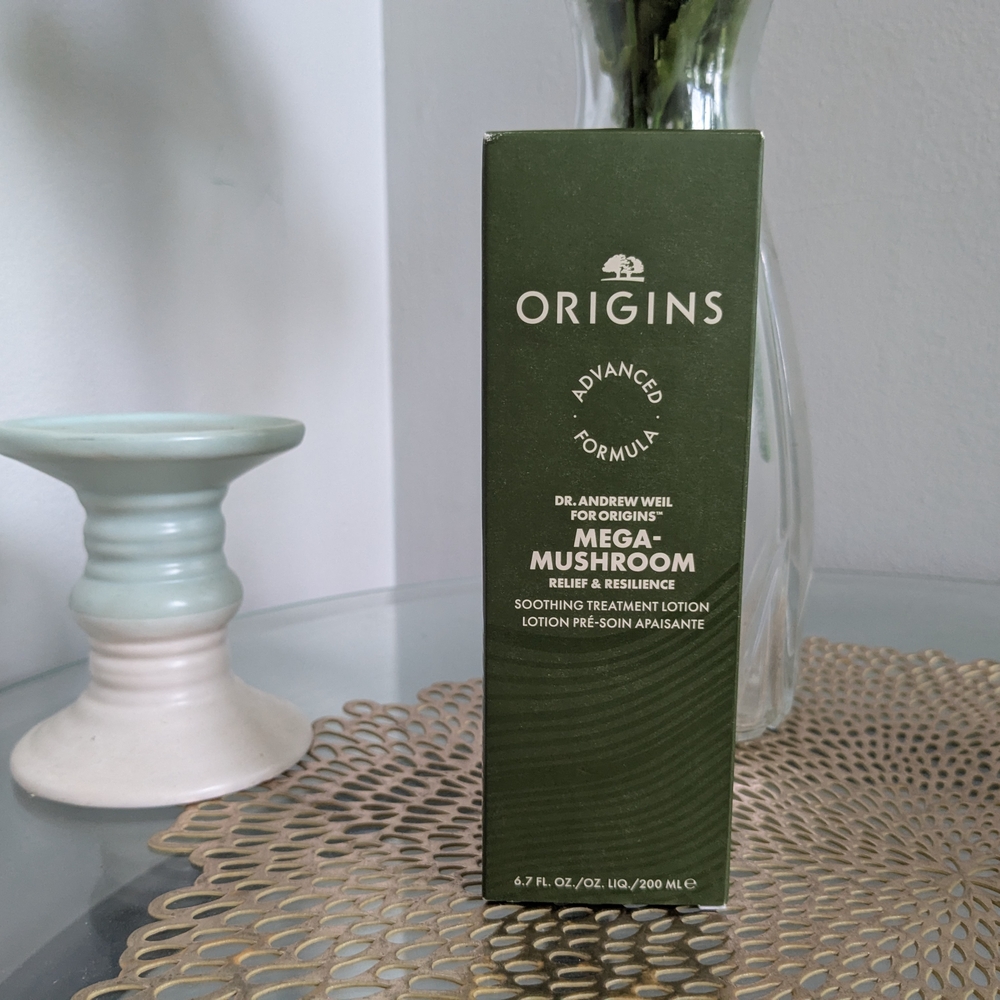 Origins Mega-Mushroom Relief & Resilience Lotion - Green